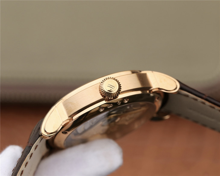 愛彼仟禧繫列15350款 一款上手才知道靚的耐看型手錶 不惜重金原裝開模 男士腕錶￥4290-高仿愛彼