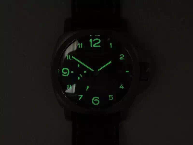 沛納海PAM 437 牛皮錶帶 P9001全自動機械機芯 男士腕錶￥3980-高仿沛納海
