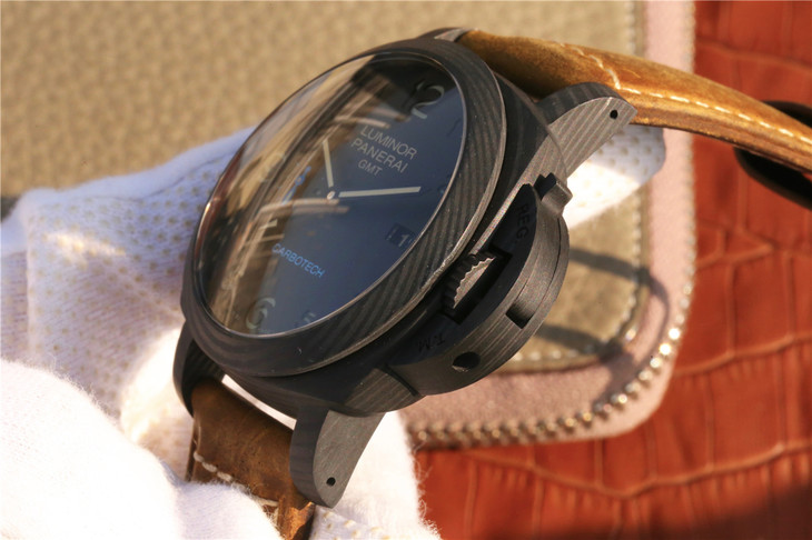 沛納海V2升級版PAM441碳纖限量版 皮帶錶 自動機械機芯 男士腕錶￥3980-高仿沛納海