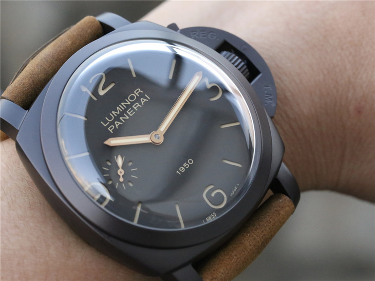 沛納海pam375 皮帶錶 搭載手動P3000機芯 男士腕錶￥3980-高仿沛納海