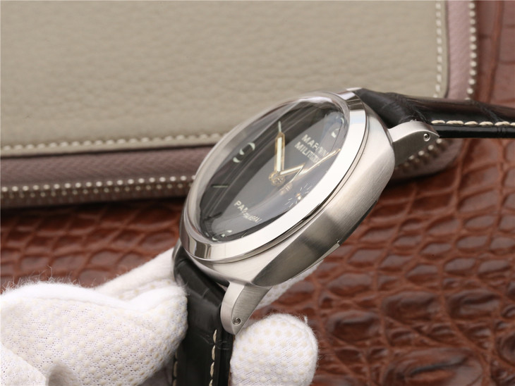 沛納海217 皮帶錶 手動機械機芯 男士腕錶一比一復刻￥3980-高仿沛納海